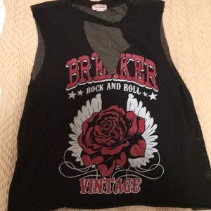 Black muscle shirt